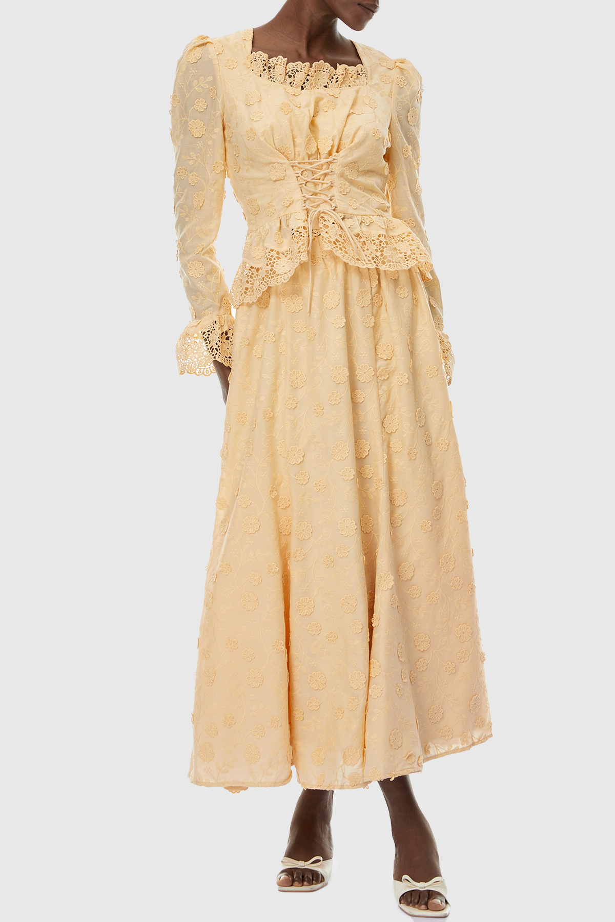 Lucieo Floral Lace Blouse & Maxi Skirt Set - Beige