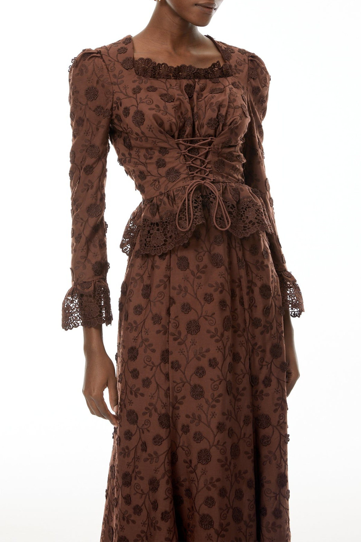 Lucieo Floral Lace Blouse & Maxi Skirt Set - Brown