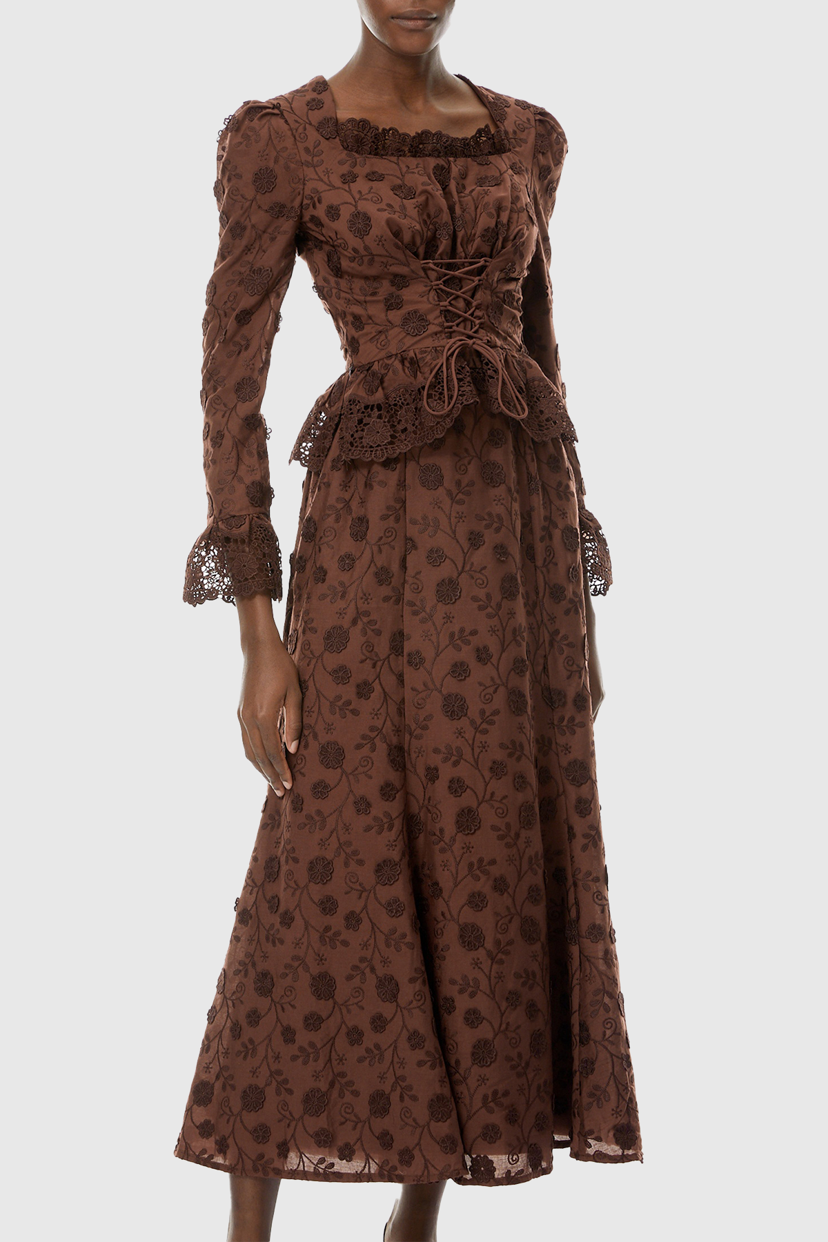 Lucieo Floral Lace Blouse & Maxi Skirt Set - Brown