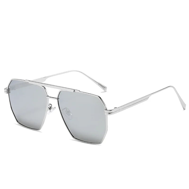 Layla-Aviator Edge