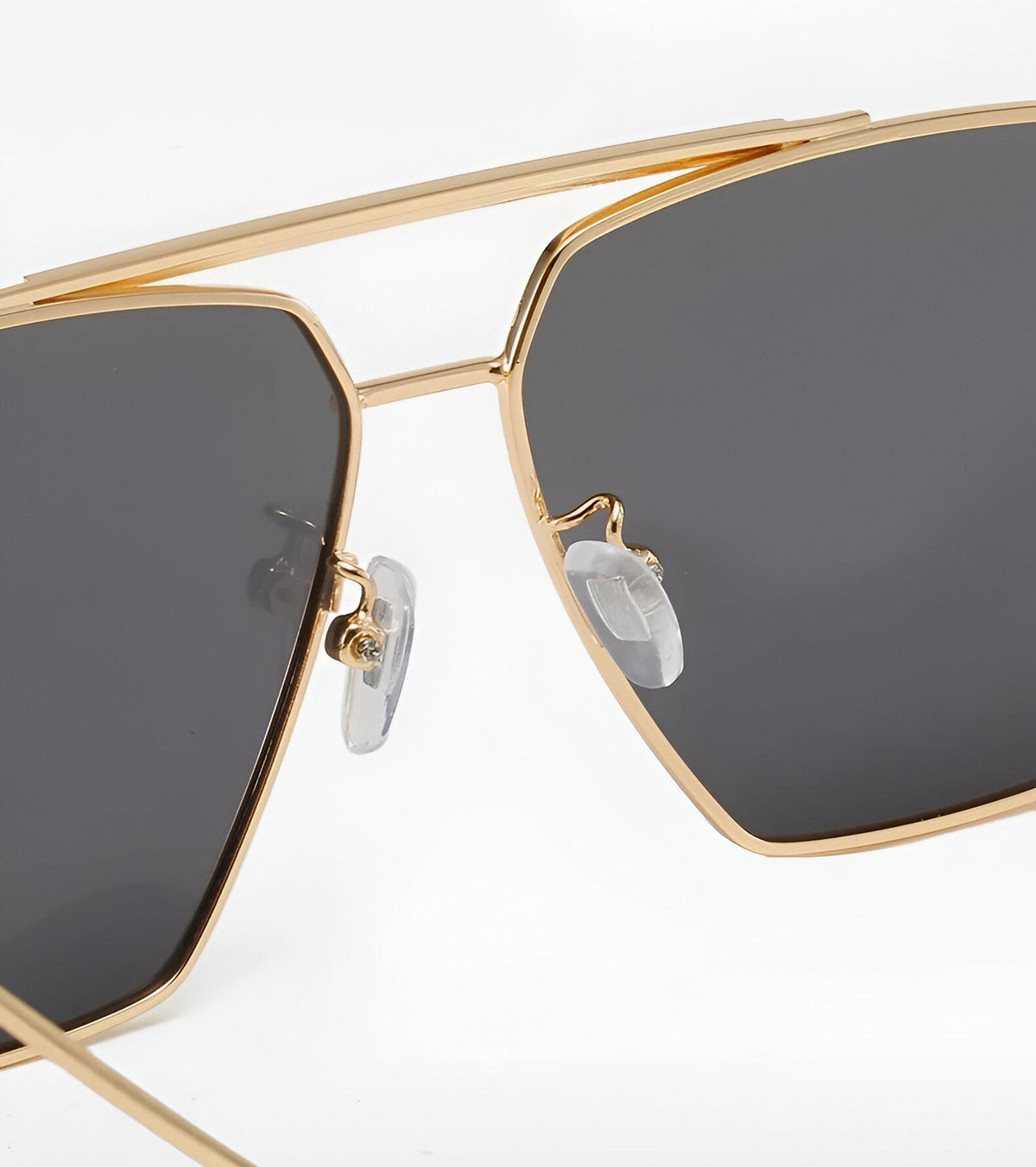 Layla-Aviator Edge